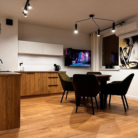 Barona Apartment Tychy Bagian luar foto